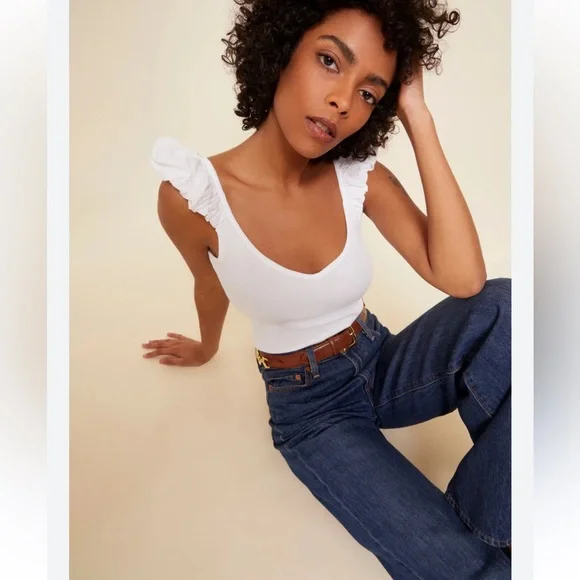 JOLIE boutique 🤍🤍White Ruffle Sleeve Crop Top NWT - Picture 3 of 11